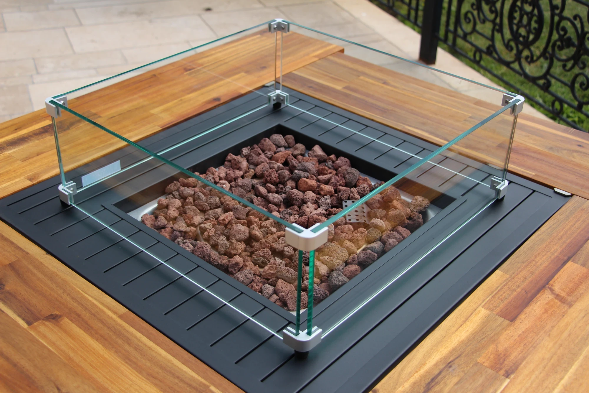 Table Brasero à Gaz - Mobilier Chauffant Haut de Gamme pour Terrasse et Jardin